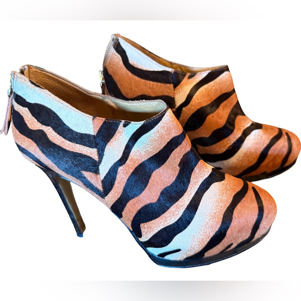 Nine West Preowned Sz 6.5 Tiger Print Leather Cowhide Stiletto Heels (SH047) - Picture 6 of 11